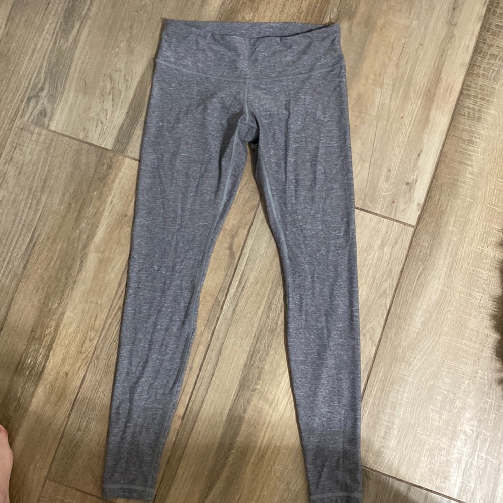 lulu lemon leggings cropped